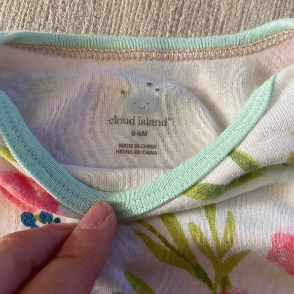 🟡 3/$20 Cloud Island Floral Baby Elastic Gown, Size 0-6 Months - Picture 3 of 3